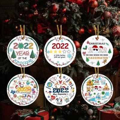 Chine 3 pouces d'arbre de Noël en céramique ornemente l'impression UV pour la décoration pendante à la maison à vendre