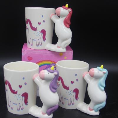 中国 Unicorn Ceramic Coffee Cups Novelty 3D Animal Handle Water Mug 販売のため