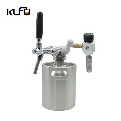 China New Arrival 10L 304 Stainless Steel Beer Beer Keg High Quality Brewed Beer Barrels With A Beer Faucet Tap Inflatable Val for sale