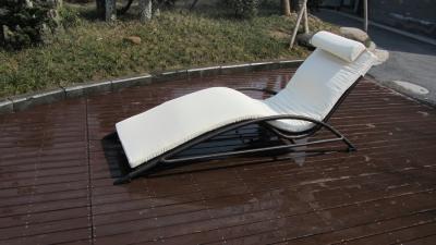 China Modern Rattan Sun Lounger , 2000x700x800mm Size Chaise Lounge for sale