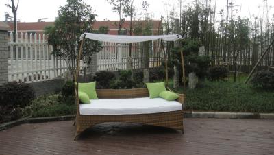 China Brown Roofed Outdoor Swimming Pool Wicker Daybed With Long Pillow for sale