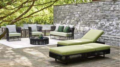 China Round White Wicker Outdoor Rattan Daybed Lounge Furniture for sale