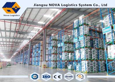 China Warehouse Pallet Racking Systems With Narrow Aisle , Heavy Duty Storage Racks for sale