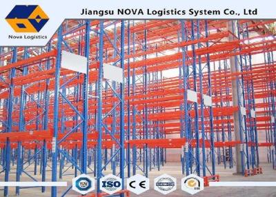 China Heavy Duty Metal Storage Shelves Warehouse , Cold Rolled Steel Plate Narrow Aisle Pallet Racking for sale