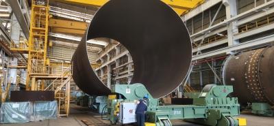 China Ajuste de alzamiento hidráulico encima del rotor de la soldadura del tubo 1000T en venta