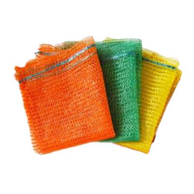 China 50*80 CM PE Knitted Raschel Mesh Bag for Potatoes Onions Customized Size and Sample for sale