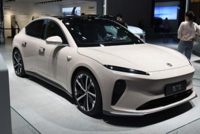 China 200km/h High Performance Electric Cars Nio ET5 Left Steering Luxury Electric Sedans for sale