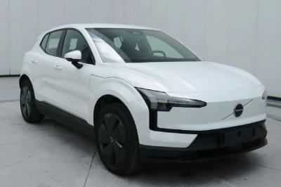 Chine Small Volvo Electric SUV Upmarket And Long-Range EV At Volvo EX30 Running à vendre