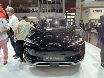 China 2023 BYD Seal U Long Range Rear Drive Edition 5 Seats Left Turning Electric Vehicles en venta