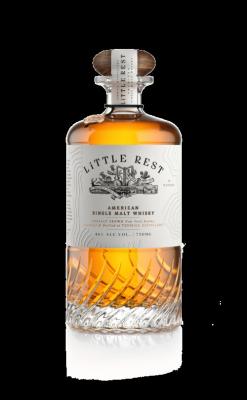 China 750ml Bourbon Whiskey Bottle/Round Embossed bottle/Corked Spirit Bottles/Fancy Glass Liquor for sale