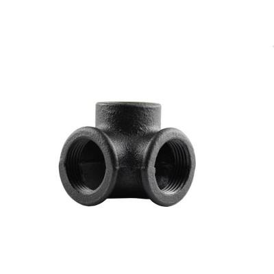 China Way Pipe Fitting 1/2 Inch Industrial Cast Iron Cross Metal Four Three Connector Elbow 4 6 5 3 Way Pipe Fitting For Furniture for sale