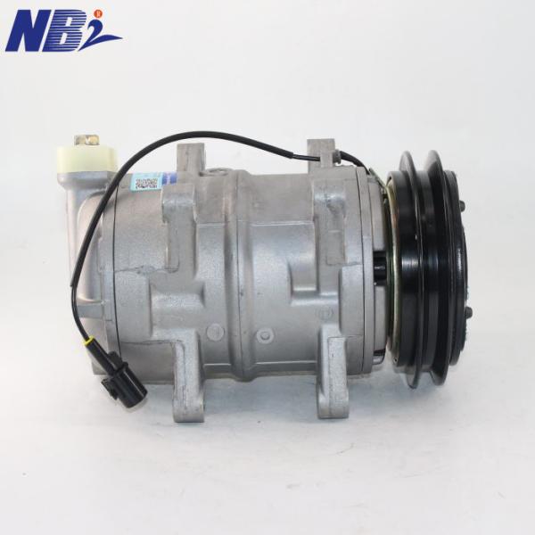 Quality DKS17 Air Conditioning AC Compressor For Nissan Frontier PICK UP D22 3V97045010 for sale