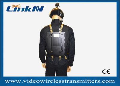 Cina Lunga autonomia COFDM QPSK HDMI del video trasmettitore tattico Corpo-consumato & crittografia di CVBS AES256 a pile in vendita