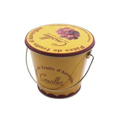 China Small Candy Tin Bucket With Lid And Handle 108*95mm Food Metal Tin Container for sale