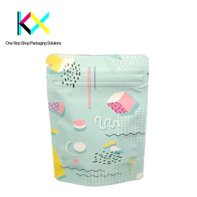 China 28 Gram Small Smell Proof Mylar Bags Printed Plastic Bags For Food Packaging for sale