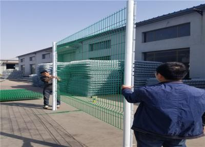 China Triangle Bending Strong Wire Fencing Reliable Safe For Industrial Zone for sale