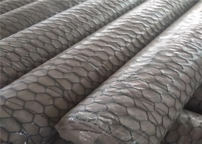 China La soldadura lisa galvanizó el alambre de pollo, tela metálica hexagonal cubierta PVC de la anchura de 1-3M en venta