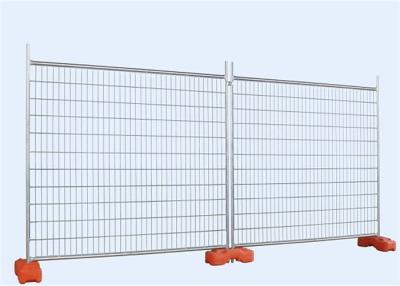 China Low Carbon Steel Galvanized Temporary Fence With Cementing PVC Plastic Base for sale