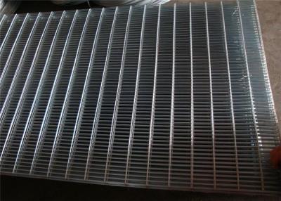 China Rectangular Welded Wire Mesh Panels Small Opening For Welded Animal Cage for sale