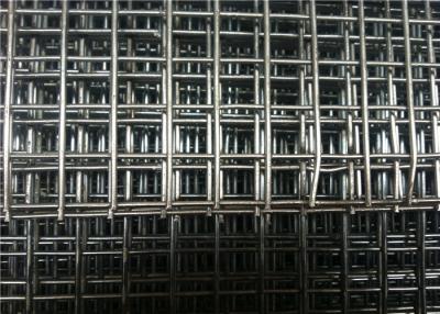 China Flat Surface Powder Coated Wire Mesh Panels , Welded Fence Panels For Construction for sale