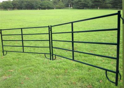 China Anti Rust Portable Cattle Corrals , Heavy Duty Cattle Corral Panels Long Working Life for sale