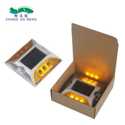 China Waterproof IP68 solar road studs aluminum led marks  with 3 pcs led per side for sale