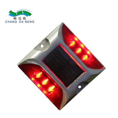 China Highway Driveway Brightness Aluminum Plate Solar Powered Road Studs Reflective Cats Eyes Road Markings for sale