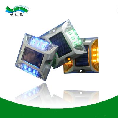 China Aluminium solar road studs LED powered road marker cat eyes stud light for sale