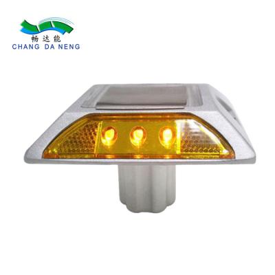 China Warning Solar Panel Traffic Lights Reflective Aluminum led Solar Road Studs  Driveway Lights for sale