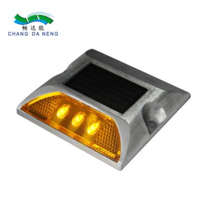 China Aluminum high visibility directional LED Solar road studs one side led solar cat eye for sale