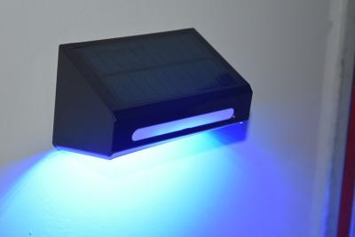 China Luz solar exterior Garden150 MAH Rechargeable da parede do PC do ABS à venda