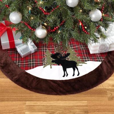 China Christmas Tree Skirt, 32 Inches Plaid Tree Skirt with Reindeer, Borwn Faux Fur Border Trim for Xmas Holiday Party Decor for sale