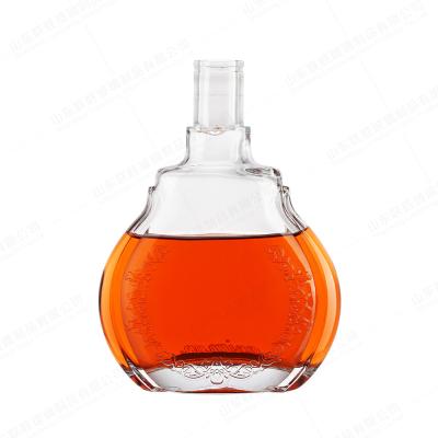 China 200ml 250ml 500ml 750ml Liquor Clear Glass Bottle With Cork Logo for sale