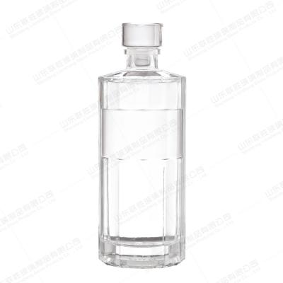 China Clear Spirit Wine Liquor Bottle 700ml With Aluminium Cap Healthy Lead Free for sale