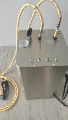 Chine machine repassante de vêtement automatique de générateur de vapeur 3.8kw pour la maison à vendre