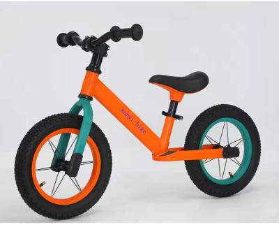 China Bicicletas de equilíbrio para crianças convertíveis OEM com assento ergonômico à venda
