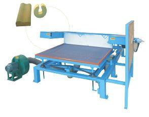 China 3.8 Kw Polyurethane Foam Crushing Cutting Machine For Special Shaped Slicing Foam for sale