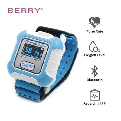 China Reliable Accurate monitoring MoveOxy Apnea diagnosis wrist bluetooth pulse oximeter with watch sleep screener for sale