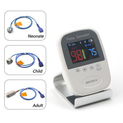 China Digital OLED Display Handheld Pulse Oximeter 8 Hours Battery Life 150*90*26mm for sale