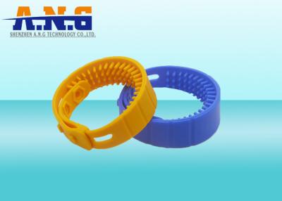 China Contactless H3 Chip Uhf Rfid Tag Water Proof Hf Rfid Silicone Wristband Bracelet for sale