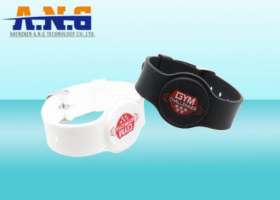 China 13.56 MHz flexible Adjustable UHF Rfid Silicone Bracelet ISO15693 waterproof for sale