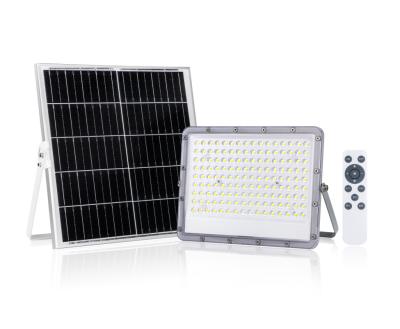 China SMD2835 100w 200w 300w Outdoor Solar Flood Light 170lm/w Optical Lens for sale