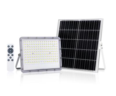 中国 32WH 6500Kの太陽電池パネルの洪水ライト170lm/W LED太陽フラッド ランプ 販売のため