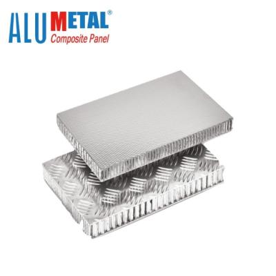 China Los paneles de aluminio resistentes al fuego de la construcción de panal para 1575m m exterior 1000m m franco en venta