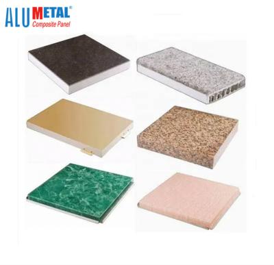 China los paneles de aluminio grabados en relieve 5800m m A2 del material compuesto del panel del panal de 0.02m m ignifugan en venta
