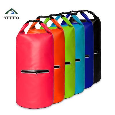 China 0.3lb Camping Waterproof Bag Abrasion Resistant 500D PVC Construction for sale