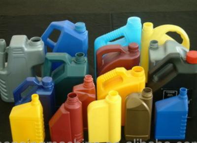 China LDPE 5 Liter Blow Moulding Machine 0.6m3/Min Plastic Bottle Blowing Machine 6000kg for sale