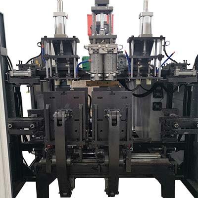 Chine Machine de bâti hydraulique du PE ISO9001 L/D 25/1 soufflement de PE de 2 cavités à vendre