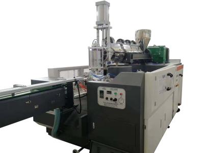 China 40kg/H Automatic Bottle Blowing Machine for sale