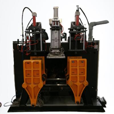 China TPU Automatic Bottle 5 Liter Blow Moulding Machine 70kg/H 3.5*2.1*2.2m for sale